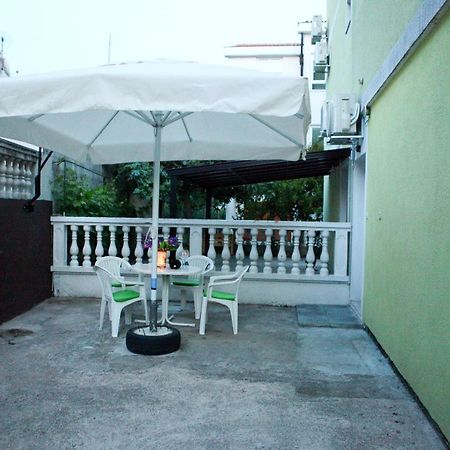 Apartmani Andrej Vodice ヴォディツェ エクステリア 写真