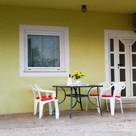 Apartmani Andrej Vodice ヴォディツェ エクステリア 写真